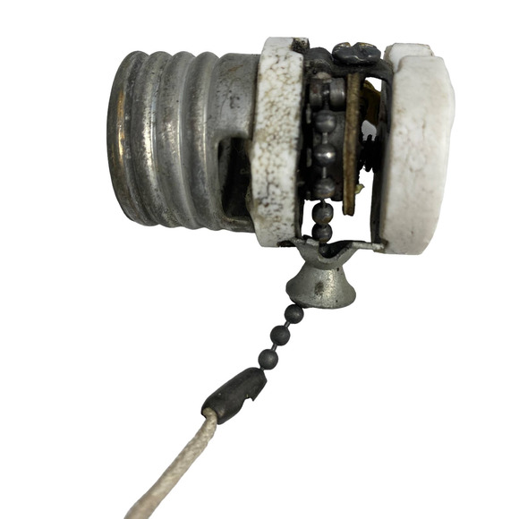 Vintage PAULDING Pull Chain Light Fixture Porcelain Wall Ceiling Mount 1621 250v - Picture 10 of 13